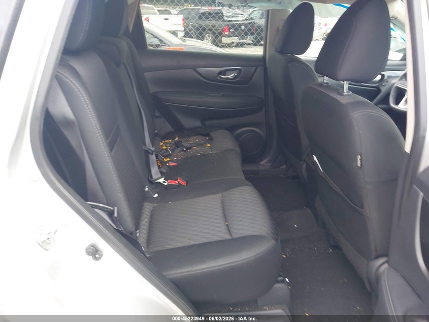 2018 Nissan Rogue VIN KNMAT2MT0JP553655 IAAI salvage auction — LEFT SIDE, Salvage Title, sold $2,150 on 2026-07-11 (photo 8)