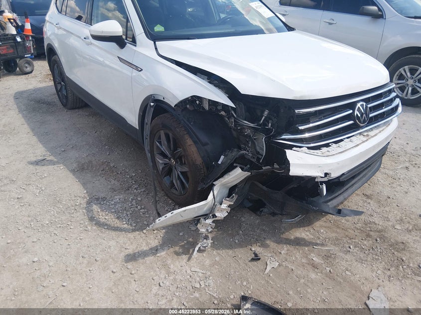 2022 Volkswagen Tiguan VIN 3VV2B7AX4NM175414 IAAI salvage auction — SIDE, Salvage Title, sold $7,500 on 2026-07-23 (photo 6)