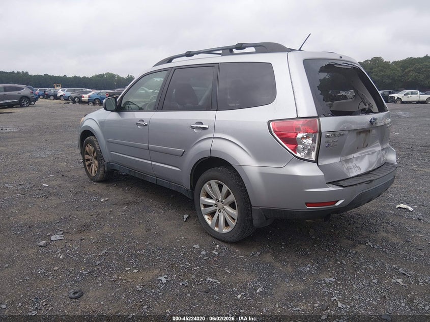 2013 Subaru Forester VIN JF2SHADC8DH432193 IAAI salvage auction — REAR END, Salvage (South Carolina), sold $550 on 2026-07-07 (photo 3)