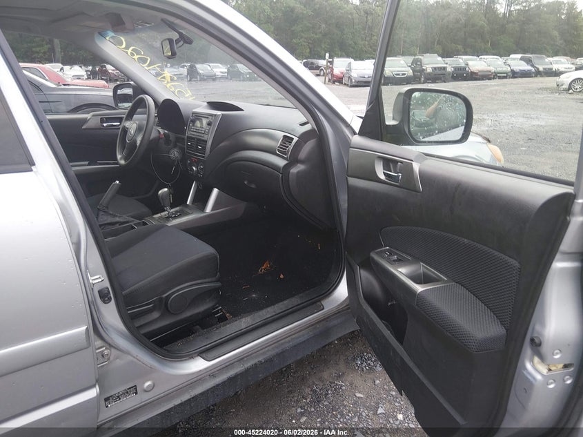 2013 Subaru Forester VIN JF2SHADC8DH432193 IAAI salvage auction — REAR END, Salvage (South Carolina), sold $550 on 2026-07-07 (photo 5)