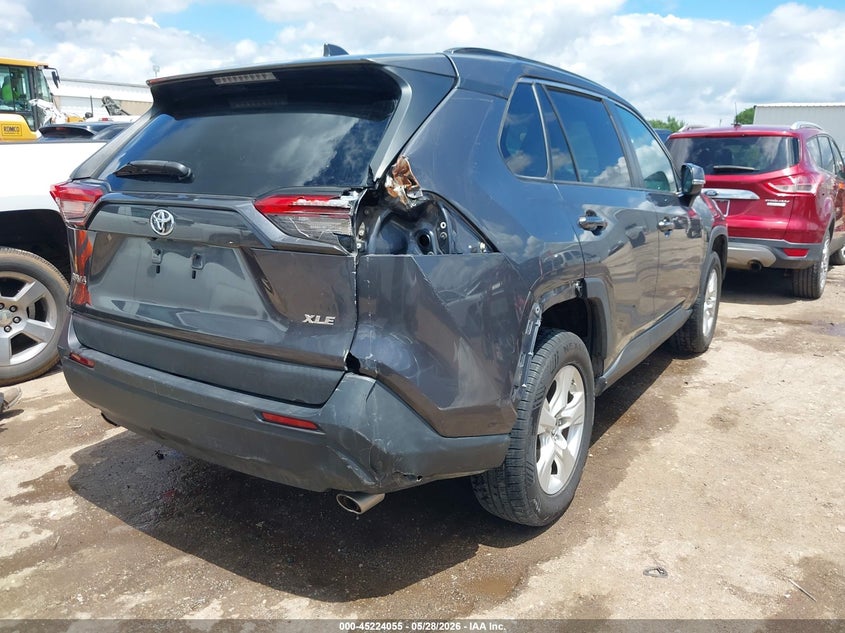 2019 Toyota Rav 4 VIN 2T3W1RFV4KW049764 IAAI salvage auction — RIGHT SIDE, Salvage Title, sold $12,125 on 2026-07-29 (photo 4)