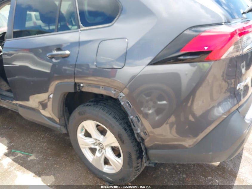 2019 Toyota Rav 4 VIN 2T3W1RFV4KW049764 IAAI salvage auction — RIGHT SIDE, Salvage Title, sold $12,125 on 2026-07-29 (photo 6)