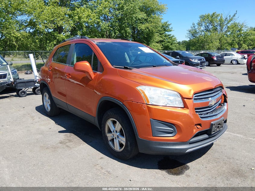 2015 Chevrolet Trax VIN KL7CJRSB1FB118663 IAAI salvage auction — LEFT FRONT, Salvage Title, sold $575 on 2026-07-13 (photo 1)