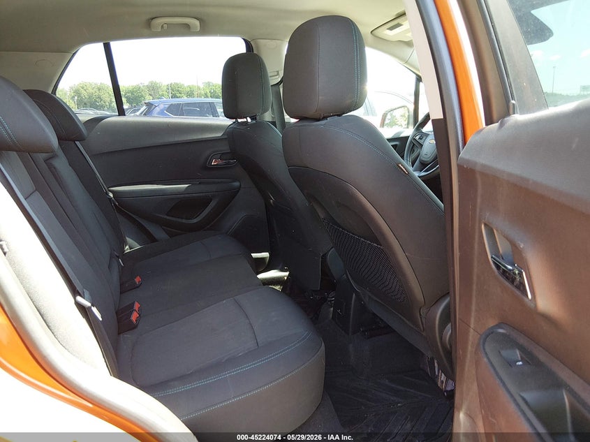 2015 Chevrolet Trax VIN KL7CJRSB1FB118663 IAAI salvage auction — LEFT FRONT, Salvage Title, sold $575 on 2026-07-13 (photo 8)