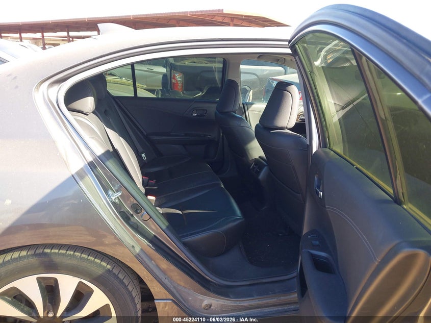 2017 Honda Accord VIN JHMCR6F75HC012566 IAAI salvage auction — NORMAL WEAR, Clear - Dealer Only (California), sold $2,550 on 2026-07-14 (photo 8)