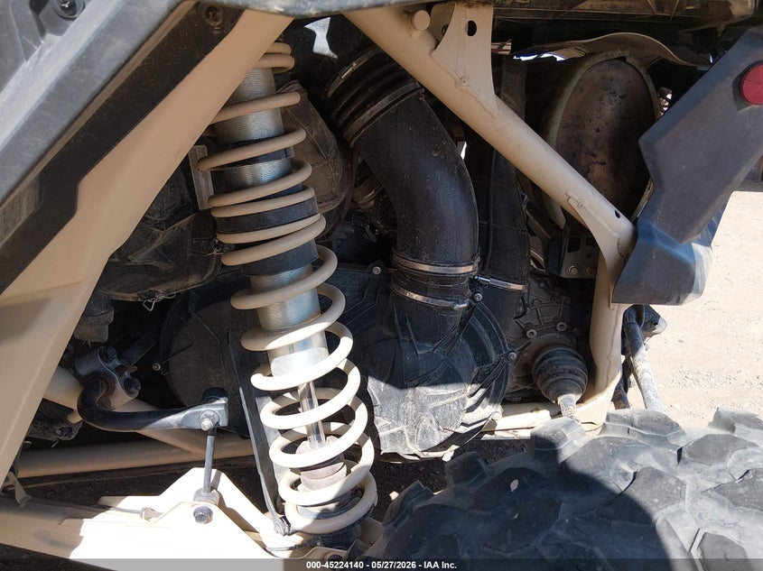 2022 Can-am/ brp VIN 3JBVNAV40NE001482 IAAI salvage auction — REAR END, Salvage (Arizona), sold $10,100 on 2026-07-28 (photo 9)