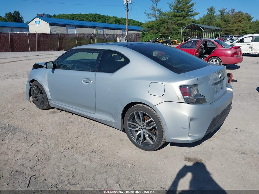 2014 Scion Tc VIN JTKJF5C70E3070766 IAAI salvage auction — FRONT & REAR, Salvage Title, sold $250 on 2026-08-29 (photo 3)