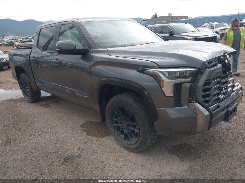 2025 Toyota Tundra VIN 5TFWA5DB4SX268222 IAAI salvage auction — FRONT END, Salvage Title, sold $26,000 on 2026-07-13 (photo 1)