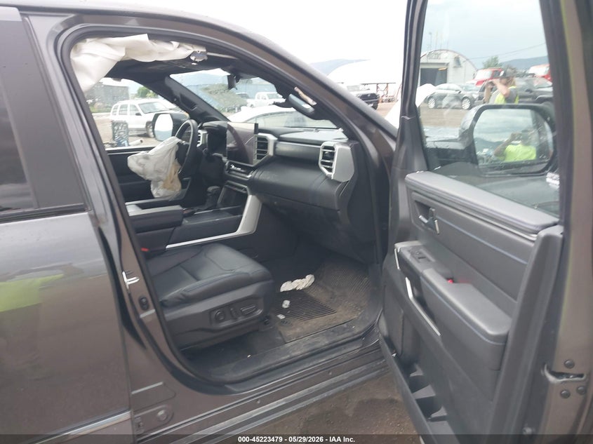 2025 Toyota Tundra VIN 5TFWA5DB4SX268222 IAAI salvage auction — FRONT END, Salvage Title, sold $26,000 on 2026-07-13 (photo 5)
