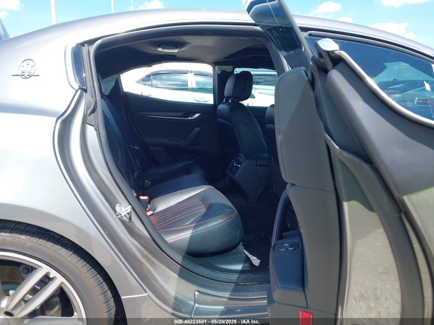 2019 Maserati Ghibli VIN ZAM57YSA6K1311138 IAAI salvage auction — SIDE, Salvage Title, sold $4,000 on 2026-07-29 (photo 8)