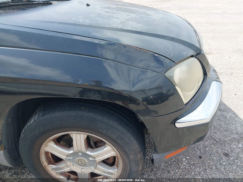 2004 Chrysler Pacifica VIN 2C8GF684X4R558195 IAAI salvage auction — RIGHT FRONT, Clear (Kansas), sold $300 on 2026-07-31 (photo 6)