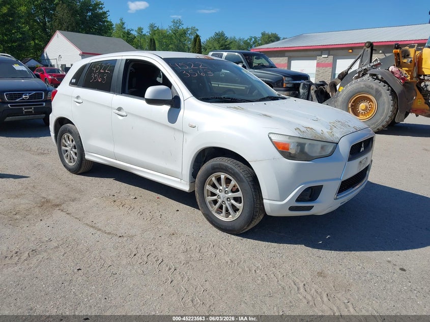 2011 Mitsubishi Outlander sport VIN JA4AP3AUXBZ014869 IAAI salvage auction — NORMAL WEAR, Original (Maine), sold $575 on 2026-07-06 (photo 1)