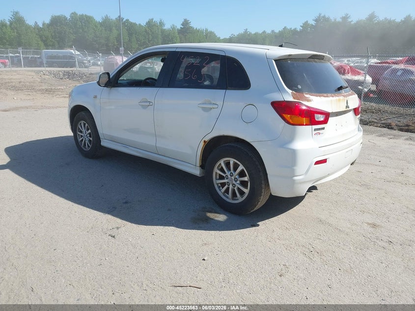 2011 Mitsubishi Outlander sport VIN JA4AP3AUXBZ014869 IAAI salvage auction — NORMAL WEAR, Original (Maine), sold $575 on 2026-07-06 (photo 3)