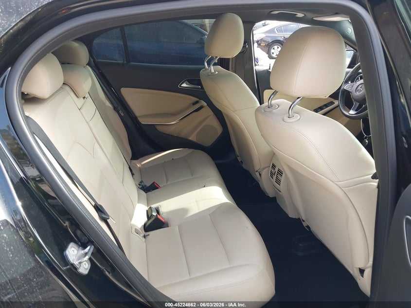 2019 Mercedes-benz Gla-klasse VIN WDCTG4EBXKU009630 IAAI salvage auction — FRONT END, Salvage Title, sold $5,800 on 2026-07-07 (photo 8)