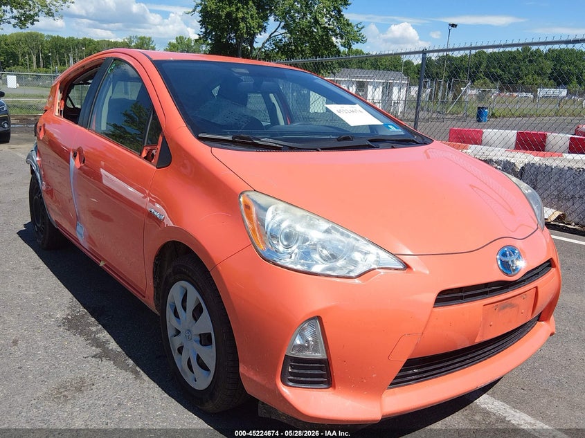 2014 Toyota Prius c VIN JTDKDTB37E1059909 IAAI salvage auction — REAR END, Salvage (New Jersey), sold $850 on 2026-07-27 (photo 1)