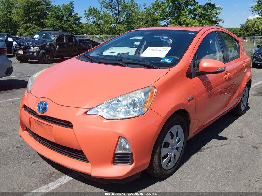 2014 Toyota Prius c VIN JTDKDTB37E1059909 IAAI salvage auction — REAR END, Salvage (New Jersey), sold $850 on 2026-07-27 (photo 2)
