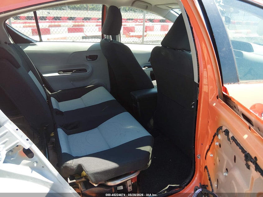 2014 Toyota Prius c VIN JTDKDTB37E1059909 IAAI salvage auction — REAR END, Salvage (New Jersey), sold $850 on 2026-07-27 (photo 8)