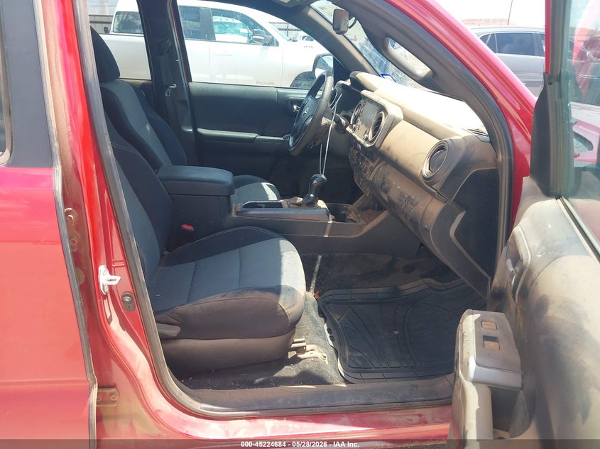2021 Toyota Tacoma VIN 5TFCZ5AN1MX276100 IAAI salvage auction — HAIL, Original (Texas), sold $9,100 on 2026-07-23 (photo 5)