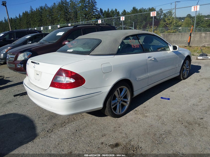 2006 Mercedes-benz Clk-class VIN WDBTK56F76T073114 IAAI salvage auction — NORMAL WEAR, Clear (Washington), sold $1,900 on 2026-08-12 (photo 4)