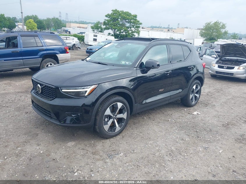 2025 Volvo Xc40 VIN YV4L12UC9S2531583 IAAI salvage auction — UNKNOWN, Salvage (Pennsylvania), sold $11,600 on 2026-07-30 (photo 2)