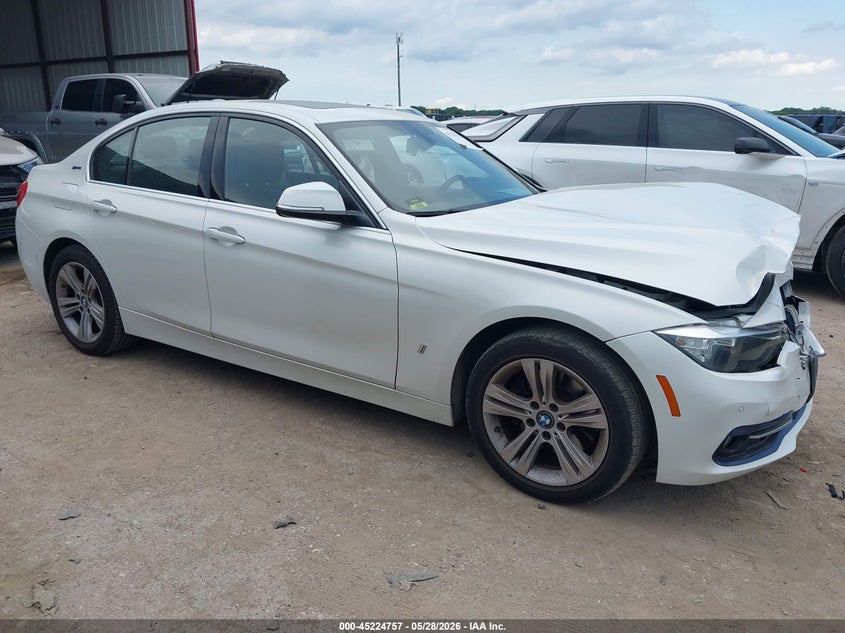 2017 BMW 3er VIN WBA8E1C38HA159044 IAAI salvage auction — FRONT END, Original (Texas), sold $3,500 on 2026-07-09 (photo 1)