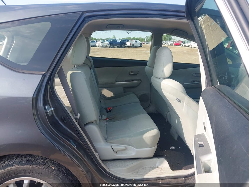 2013 Toyota Prius v VIN JTDZN3EU0D3225688 IAAI salvage auction — LEFT REAR, Salvage (Ohio), sold $725 on 2026-07-29 (photo 8)
