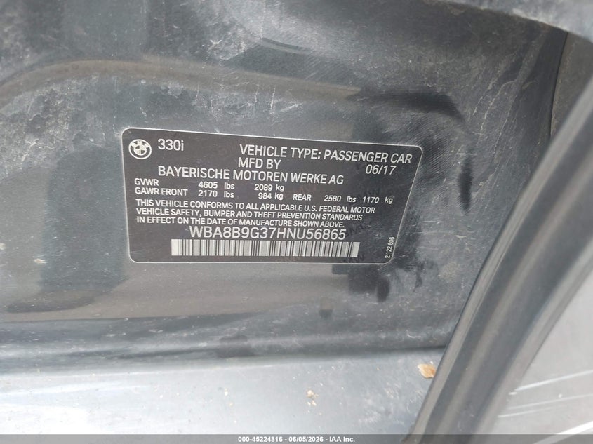 2017 BMW 3er VIN WBA8B9G37HNU56865 IAAI salvage auction — ROLLOVER, Salvage (Texas), sold $325 on 2026-08-18 (photo 9)
