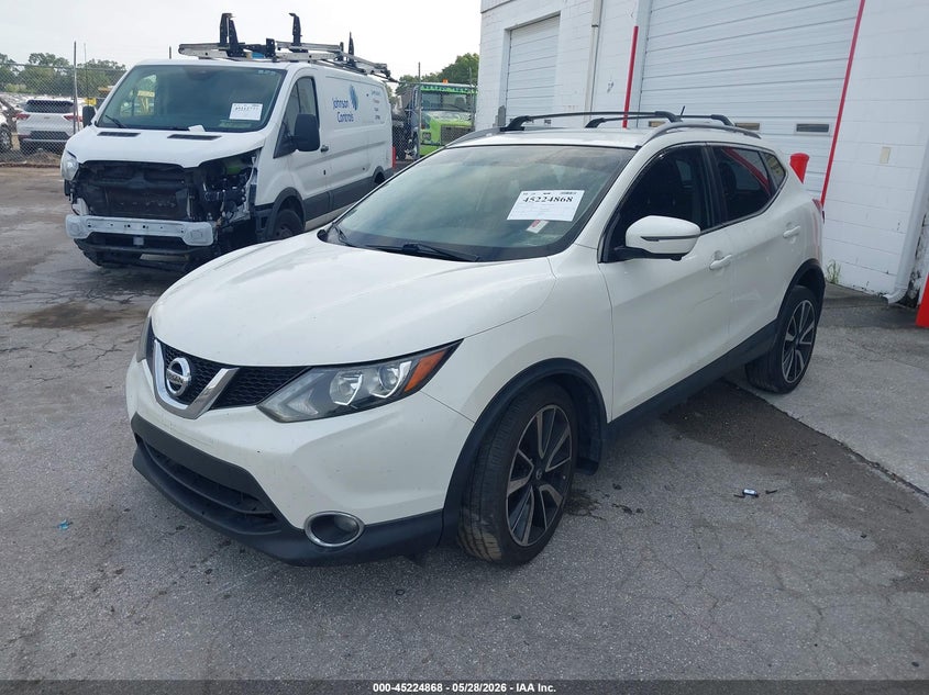 2017 Nissan Rogue VIN JN1BJ1CP4HW018811 IAAI salvage auction — RIGHT FRONT, Rebuildable (Florida), sold $1,200 on 2026-07-08 (photo 2)