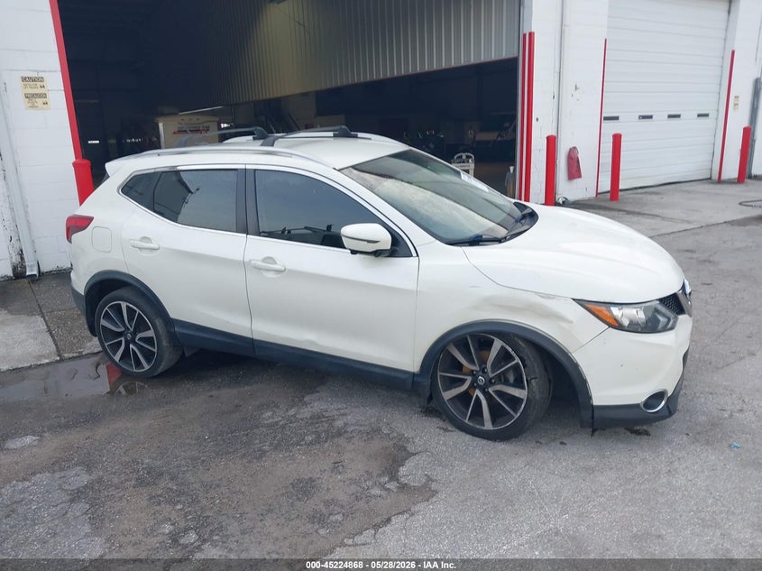 2017 Nissan Rogue VIN JN1BJ1CP4HW018811 IAAI salvage auction — RIGHT FRONT, Rebuildable (Florida), sold $1,200 on 2026-07-08 (photo 6)