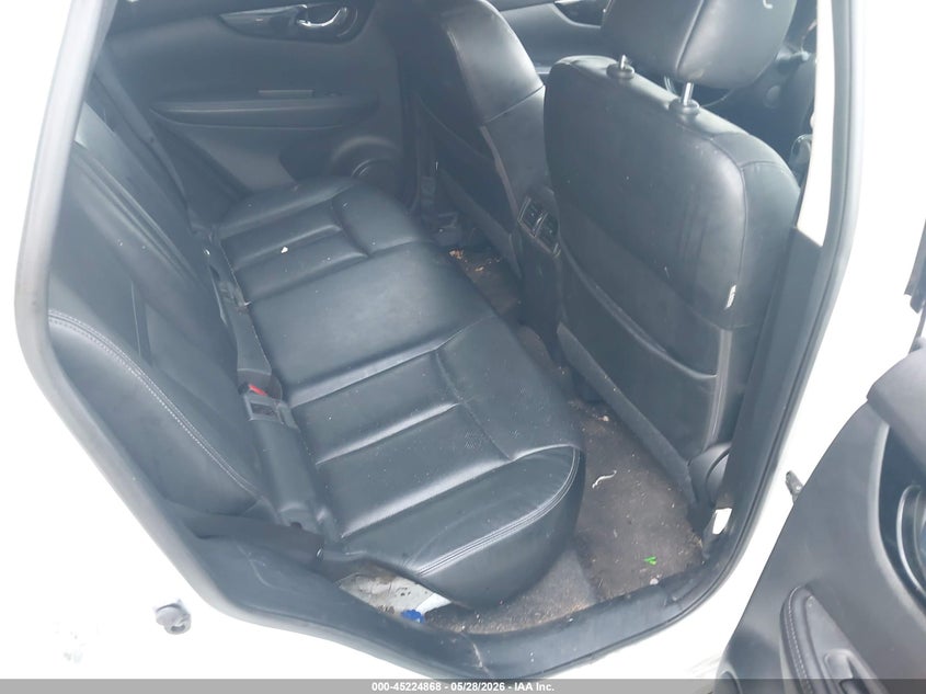 2017 Nissan Rogue VIN JN1BJ1CP4HW018811 IAAI salvage auction — RIGHT FRONT, Rebuildable (Florida), sold $1,200 on 2026-07-08 (photo 8)