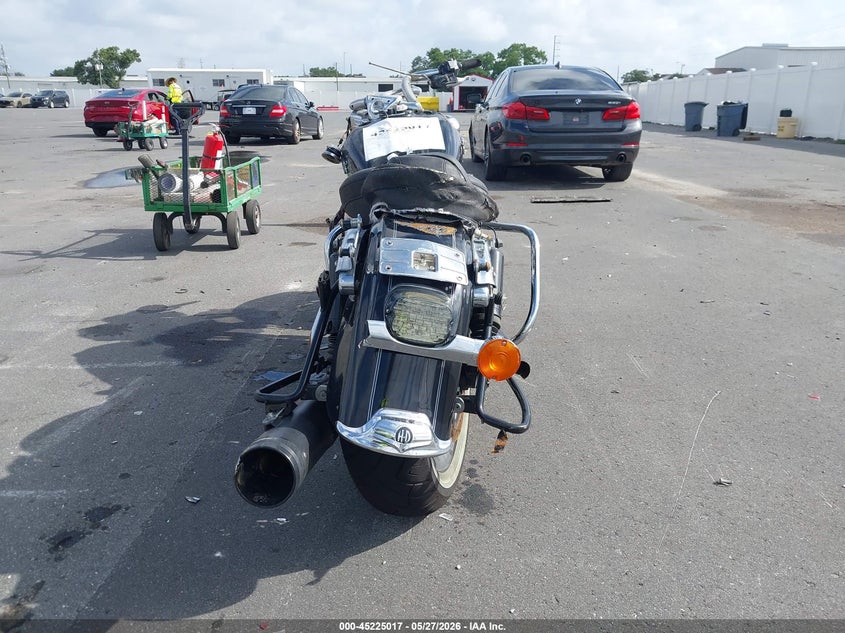 2012 Harley-davidson Road king VIN 1HD1FRM1XCB600333 IAAI salvage auction — ALL OVER, Rebuildable (Florida), sold $375 on 2026-07-07 (photo 6)