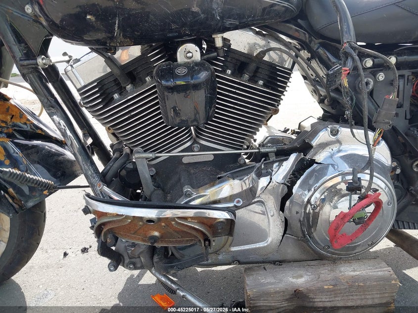 2012 Harley-davidson Road king VIN 1HD1FRM1XCB600333 IAAI salvage auction — ALL OVER, Rebuildable (Florida), sold $375 on 2026-07-07 (photo 9)