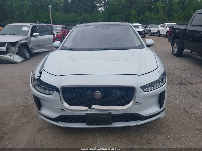 2019 Jaguar I-pace VIN SADHC2S17K1F76426 IAAI salvage auction — FRONT & REAR, Salvage (Massachusetts), sold $8,950 on 2026-08-14 (photo 6)