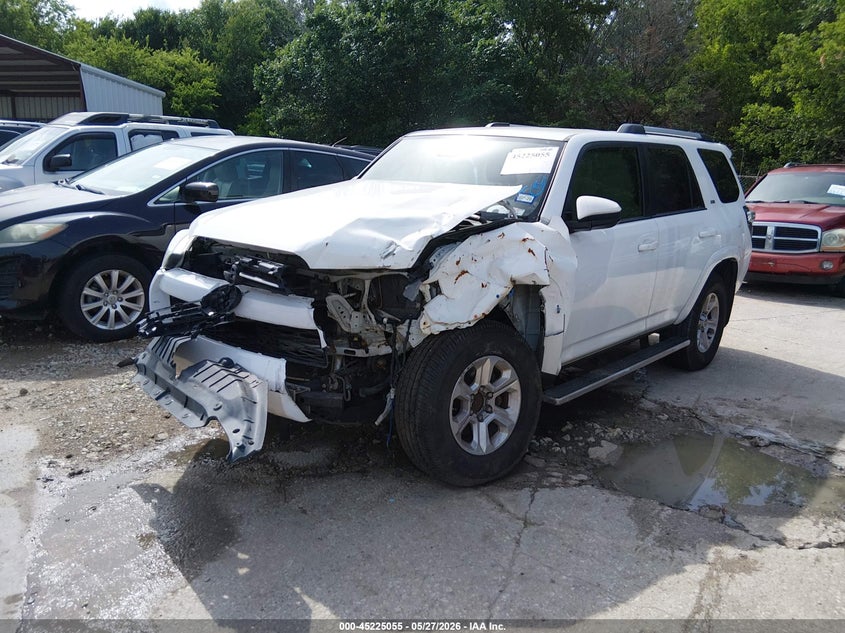 2020 Toyota 4runner VIN JTEZU5JR8L5225954 IAAI salvage auction — NORMAL WEAR, Original (Texas), sold $5,300 on 2026-07-06 (photo 2)