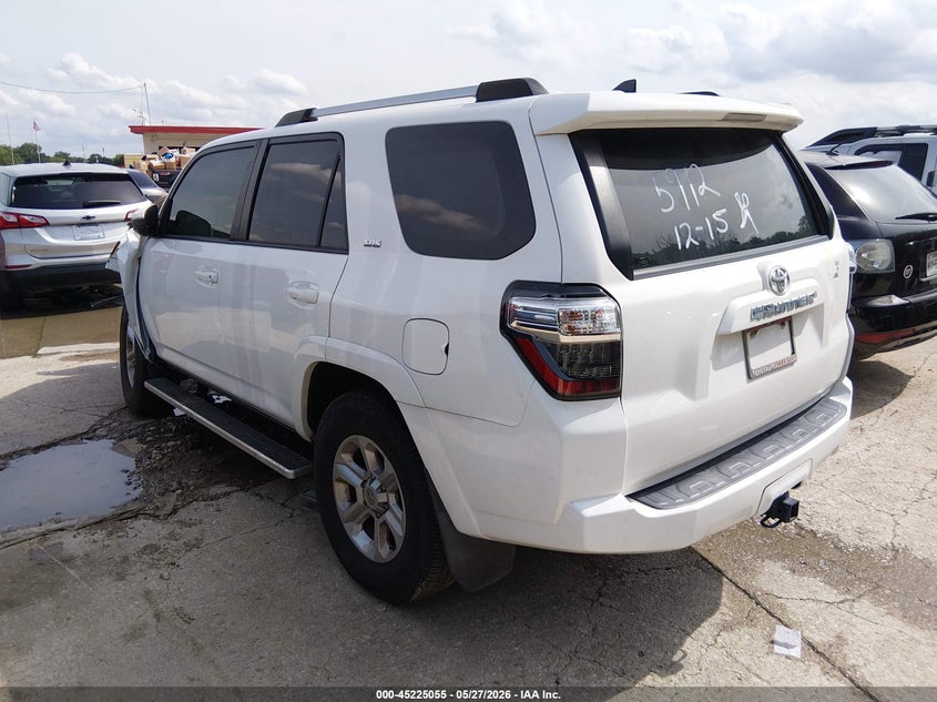 2020 Toyota 4runner VIN JTEZU5JR8L5225954 IAAI salvage auction — NORMAL WEAR, Original (Texas), sold $5,300 on 2026-07-06 (photo 3)