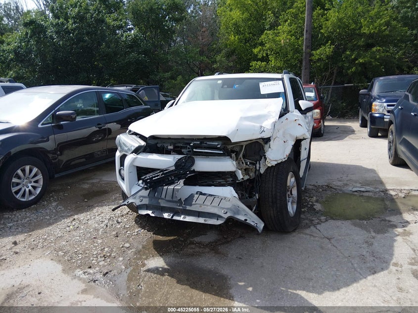 2020 Toyota 4runner VIN JTEZU5JR8L5225954 IAAI salvage auction — NORMAL WEAR, Original (Texas), sold $5,300 on 2026-07-06 (photo 6)