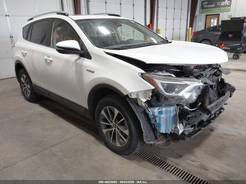2017 Toyota Rav 4 VIN JTMRJREV3HD068570 IAAI salvage auction — FRONT END, Salvage (Minnesota), sold $5,300 on 2026-07-30 (photo 1)