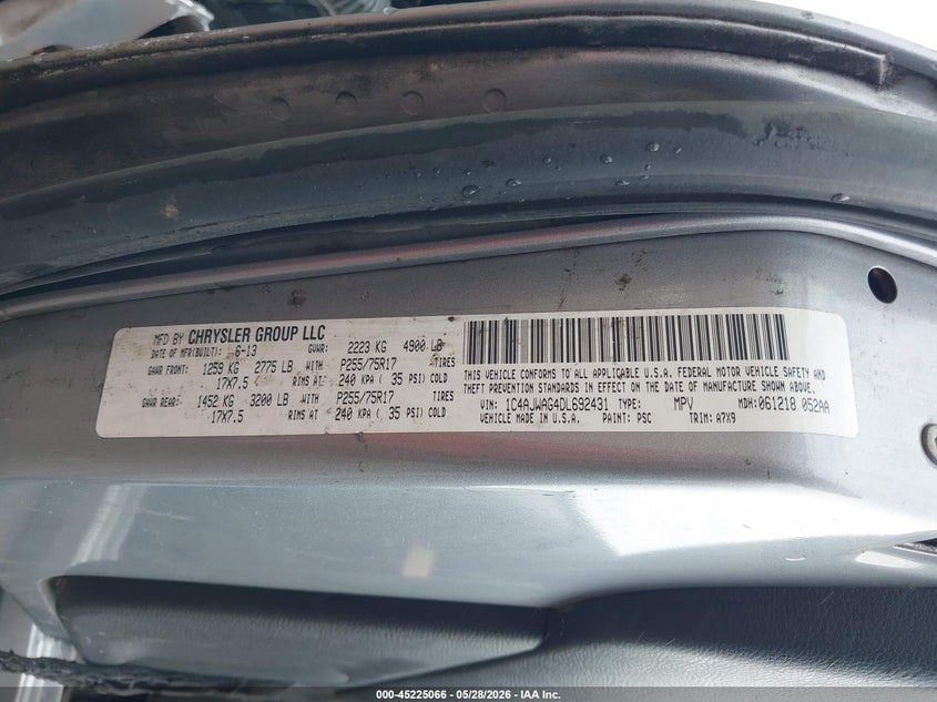 2013 Jeep Wrangler / VIN 1C4AJWAG4DL692431 IAAI salvage auction — LEFT & RIGHT, Salvage Title, sold $1,450 on 2026-07-22 (photo 9)