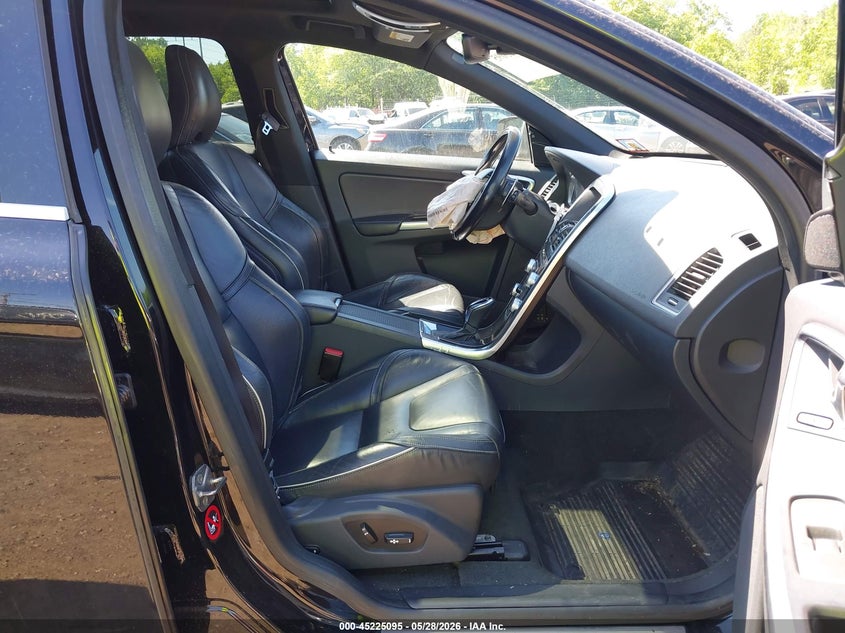 2016 Volvo Xc60 VIN YV449MRP6G2901660 IAAI salvage auction — FRONT END, Salvage Title, sold $1,250 on 2026-07-29 (photo 5)