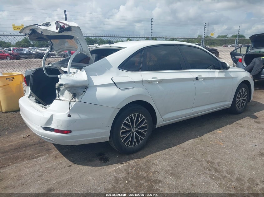 2019 Volkswagen Jetta VIN 3VWCB7BU2KM128852 IAAI salvage auction — REAR END, Salvage Title, sold $3,450 on 2026-08-03 (photo 4)