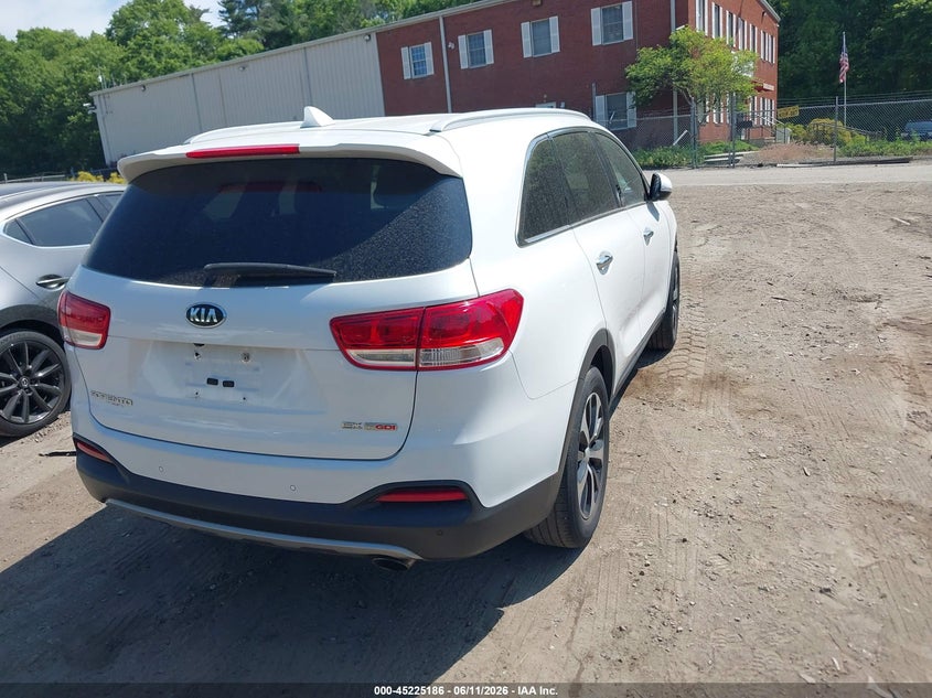 2017 Kia Sorento VIN 5XYPHDA14HG263054 IAAI salvage auction — RIGHT FRONT, Salvage (Massachusetts), sold $2,250 on 2026-07-21 (photo 4)