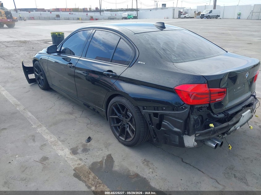 2017 BMW 3er VIN WBA8E1C55HK480048 IAAI salvage auction — FRONT END, Salvage (California), sold $4,900 on 2026-08-12 (photo 3)