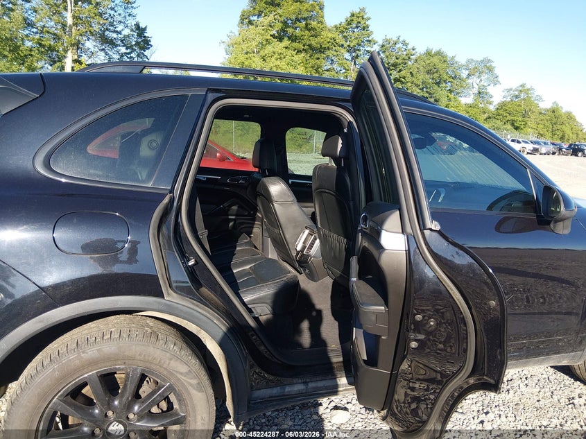 2012 Porsche Cayenne VIN WP1AA2A28CLA04649 IAAI salvage auction — LEFT FRONT, Wait Title, sold $2,250 on 2026-09-05 (photo 8)