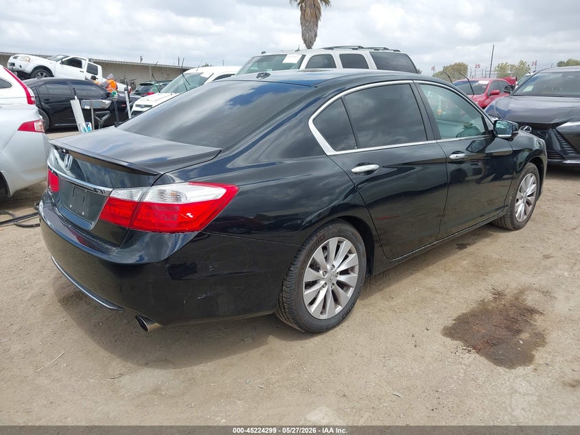 2014 Honda Accord VIN 1HGCR2F88EA295315 IAAI salvage auction — REAR END, Salvage Title, sold $2,150 on 2026-07-22 (photo 4)