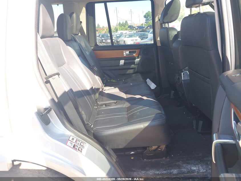 2015 Land rover Lr4 VIN SALAG2V61FA769319 IAAI salvage auction — NORMAL WEAR, Salvage (Texas), sold $1,100 on 2026-07-17 (photo 8)