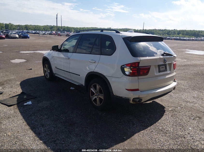 2011 BMW X5 VIN 5UXZW0C50BL658382 IAAI salvage auction — FRONT END, Salvage - Greater Than 75% (Maryland), sold $425 on 2026-07-13 (photo 3)