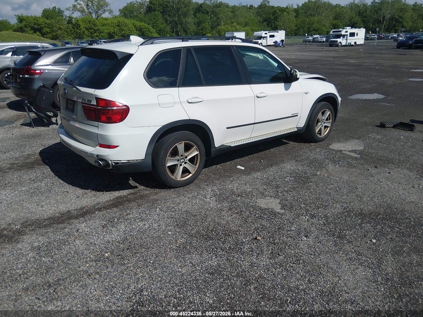 2011 BMW X5 VIN 5UXZW0C50BL658382 IAAI salvage auction — FRONT END, Salvage - Greater Than 75% (Maryland), sold $425 on 2026-07-13 (photo 4)