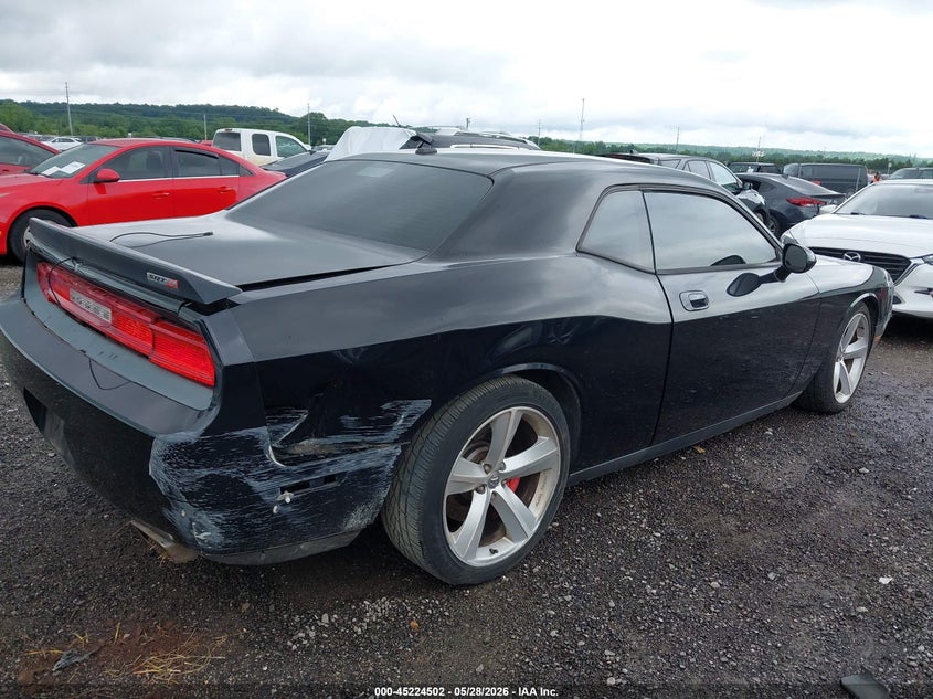 2009 Dodge Challenger VIN 2B3LJ74W69H550959 IAAI salvage auction — SIDE, Clear (Oklahoma), sold $25 on 2026-08-01 (photo 4)