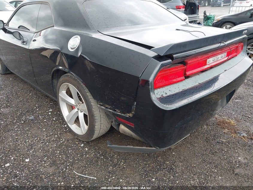 2009 Dodge Challenger VIN 2B3LJ74W69H550959 IAAI salvage auction — SIDE, Clear (Oklahoma), sold $25 on 2026-08-01 (photo 6)