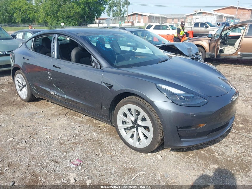 2022 Tesla Model 3 VIN 5YJ3E1EB9NF254149 IAAI salvage auction — RIGHT SIDE, Salvage Title, sold $9,350 on 2026-07-09 (photo 1)